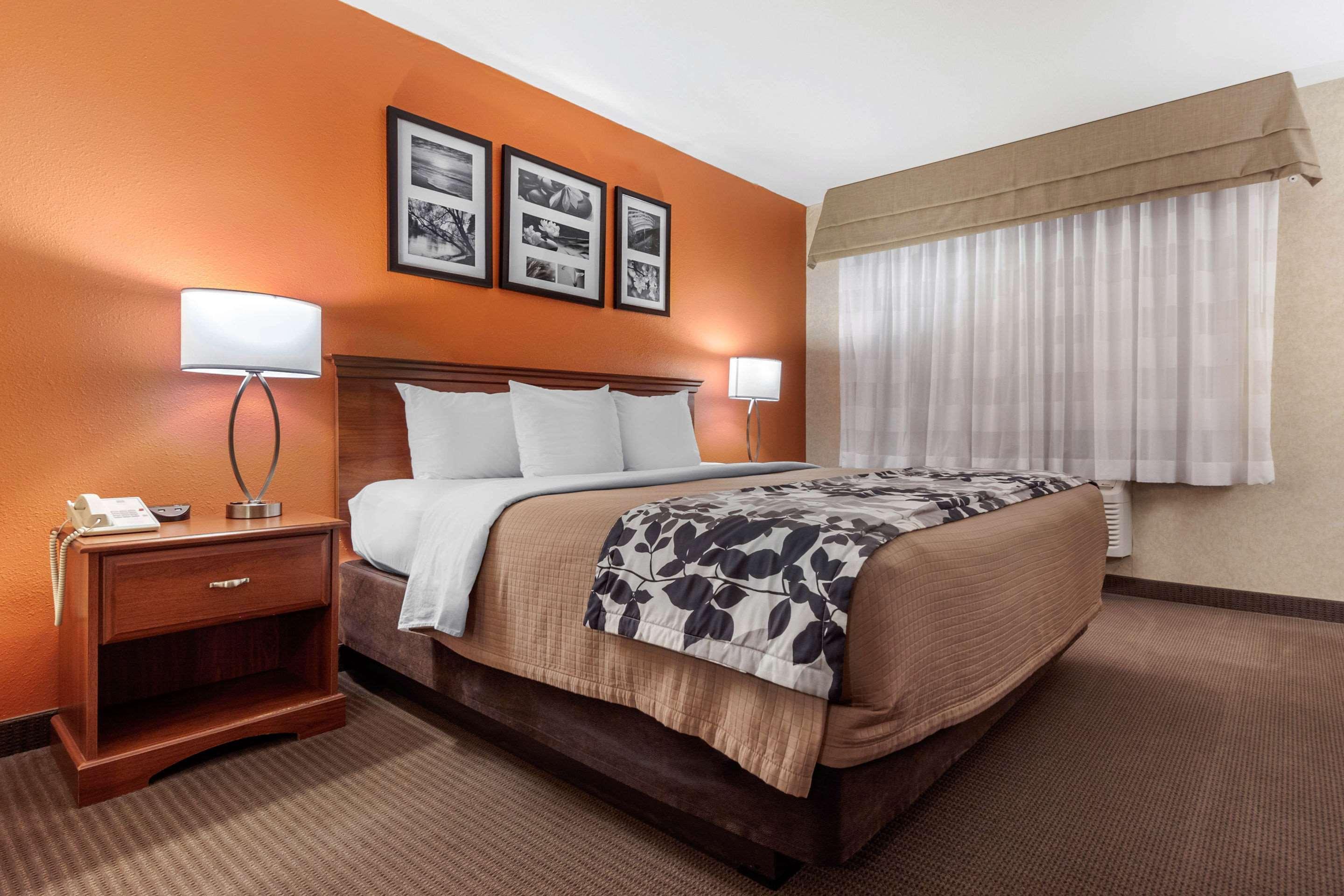 Sleep Inn & Suites Hays I-70 Bagian luar foto