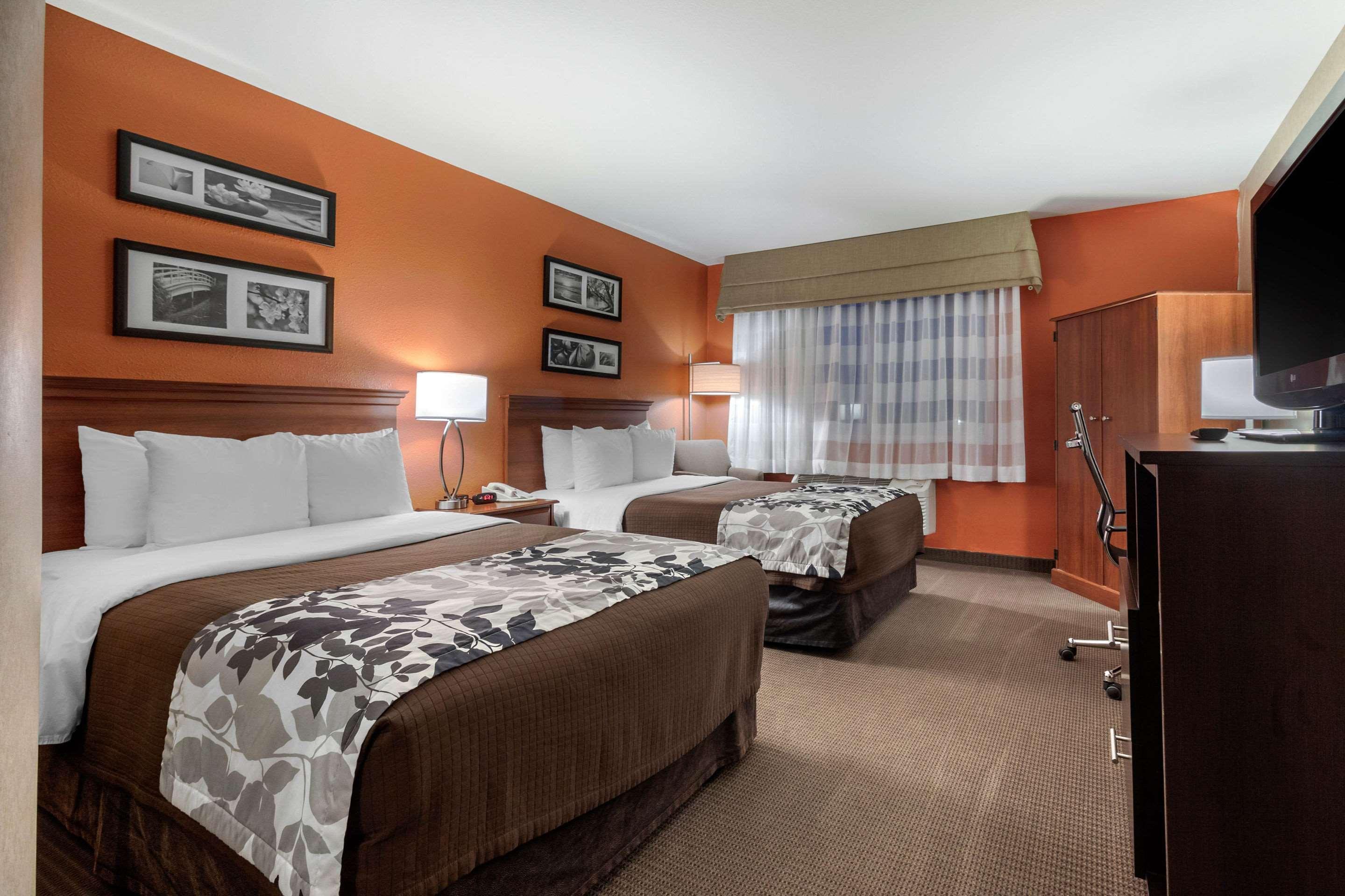 Sleep Inn & Suites Hays I-70 Bagian luar foto