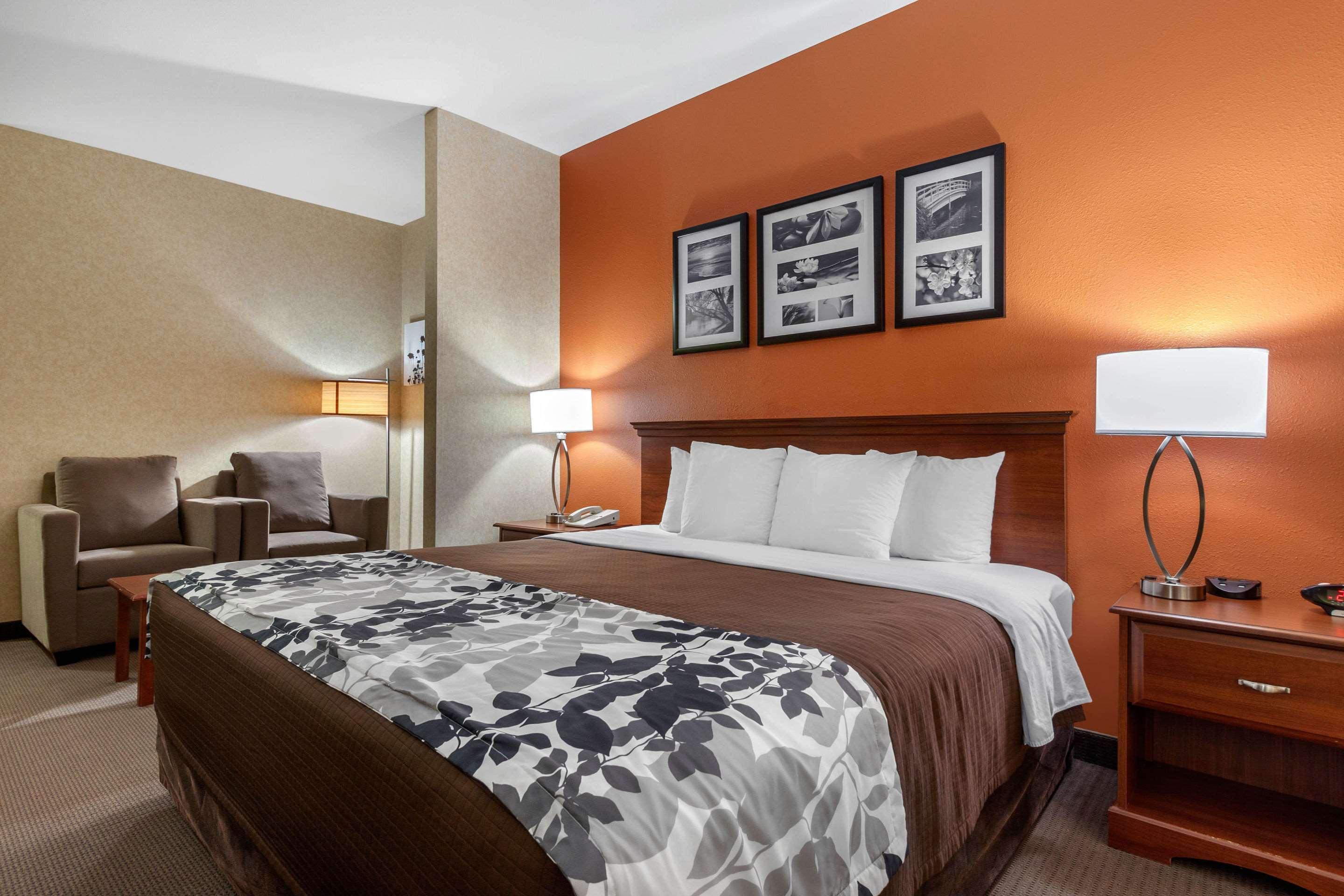 Sleep Inn & Suites Hays I-70 Bagian luar foto