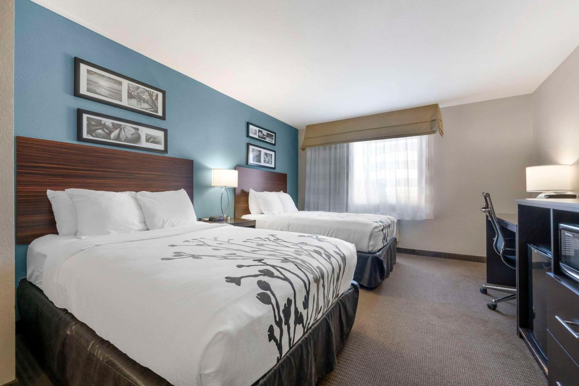 Sleep Inn & Suites Hays I-70 Bagian luar foto